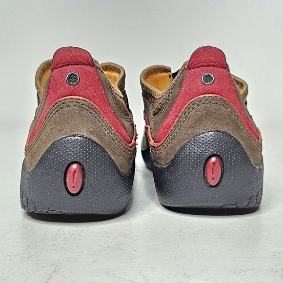 Privo by Clarks Womens SZ 6 M Brown Leather Upper Athletic Slip On Shoes 76772 - Picture 8 of 12